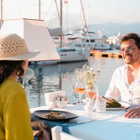 Hotell Yacht Classic - Boutique Class