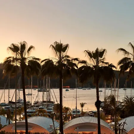 Yacht Classic - Boutique Class 3*