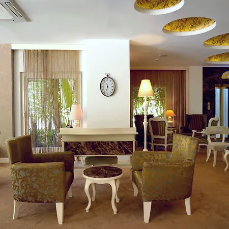 ヨット クラシック ブティック クラス 3*