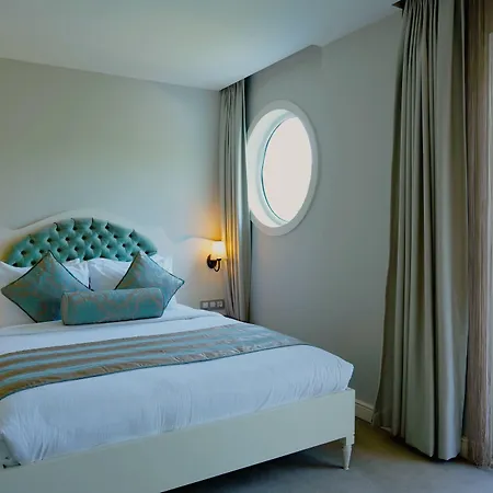 Yacht Classic - Boutique Class Hotell