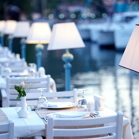 Yacht Classic - Boutique Class Hotell