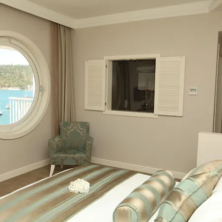Hotell Yacht Classic - Boutique Class