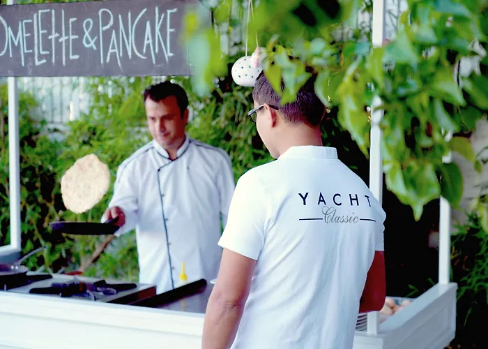 Yacht Classic - Boutique Class