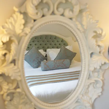 游艇经典酒店-精品级度假村 3* 费特希耶