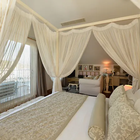 Hotel Yacht Classic - Boutique Class Fethiye