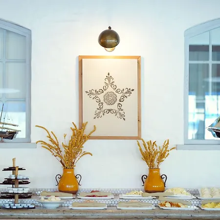 游艇经典酒店-精品级度假村 3*