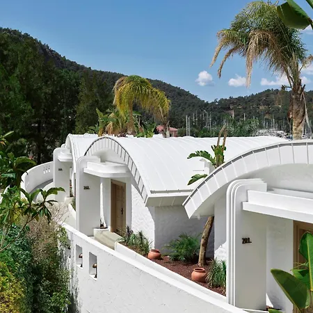 游艇经典酒店-精品级度假村 3*