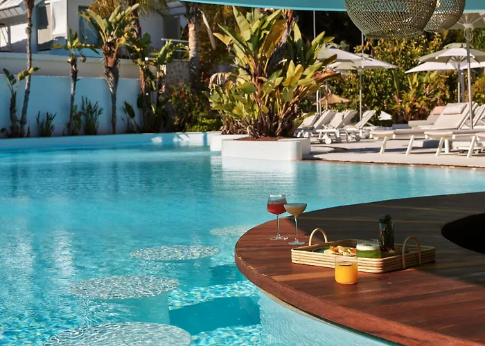 Yacht Classic - Boutique Class