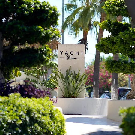 Yacht Classic - Boutique Class Hotel 4*