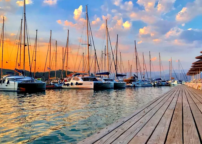 Yacht Classic - Boutique Class Otel 3*