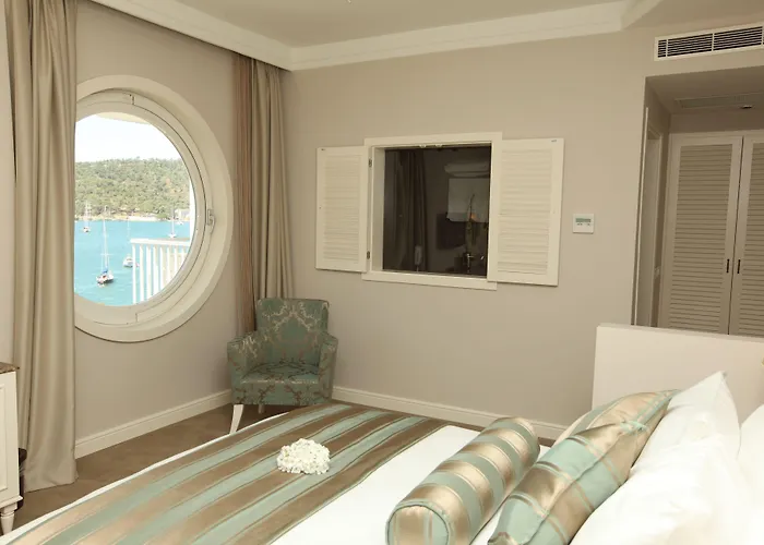 Otel Yacht Classic - Boutique Class